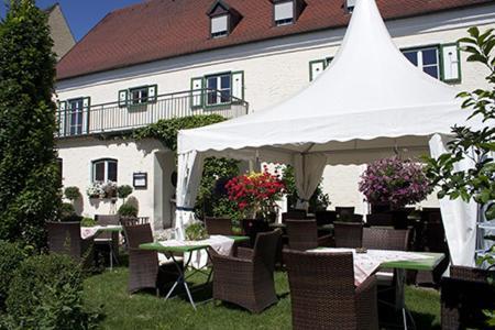 Schlosshof anno 1743 Wolnzach Exterior foto